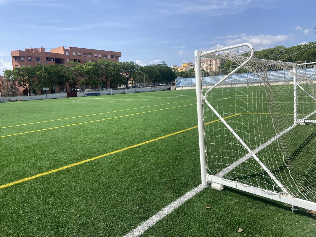 Voetbalveld voor trainingskamp in Alicante